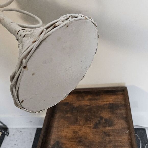 Wicker Woven Countertop Towel Rack Stand Bathroom Accessory White - Picture 4 of 5